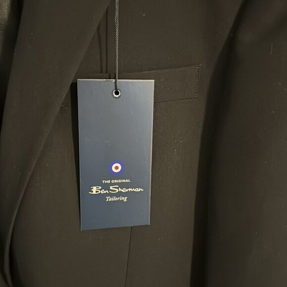Ben Sherman Elegant Black Blazer - Picture 3 of 9